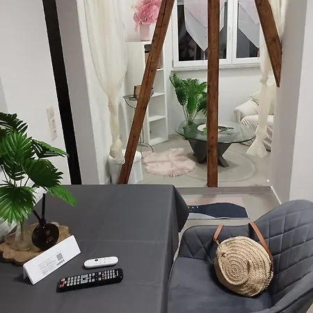 Apartment Großzügige Fewo, 2 Schlafzimmer&2 Küchen *